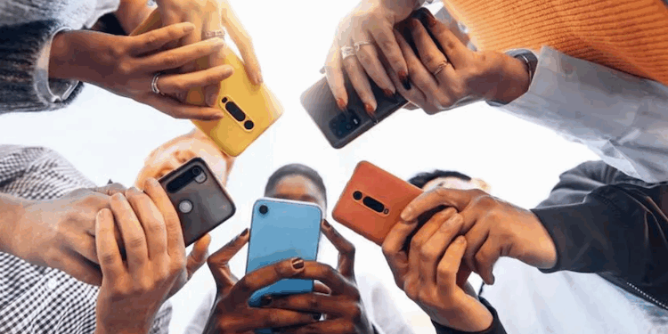 Maryland And Virginia Named In Top 10 Most Social Media Obsessed States